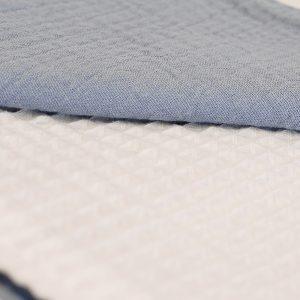 manta fina reversible muselina azul y waffle crudo