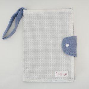 portatoallitas bebé muselina zul y waffle crudo